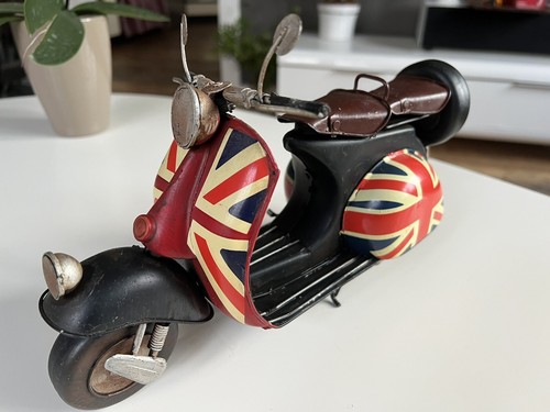 Vespa roller blechspielzeug - vespa,