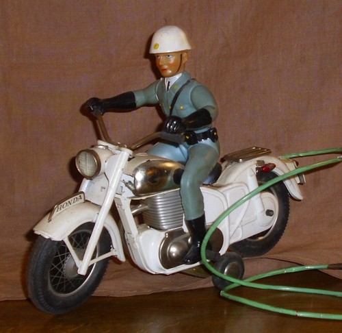 Polizeimotorrad honda bandai - polizeimotorrad, honda-bandai